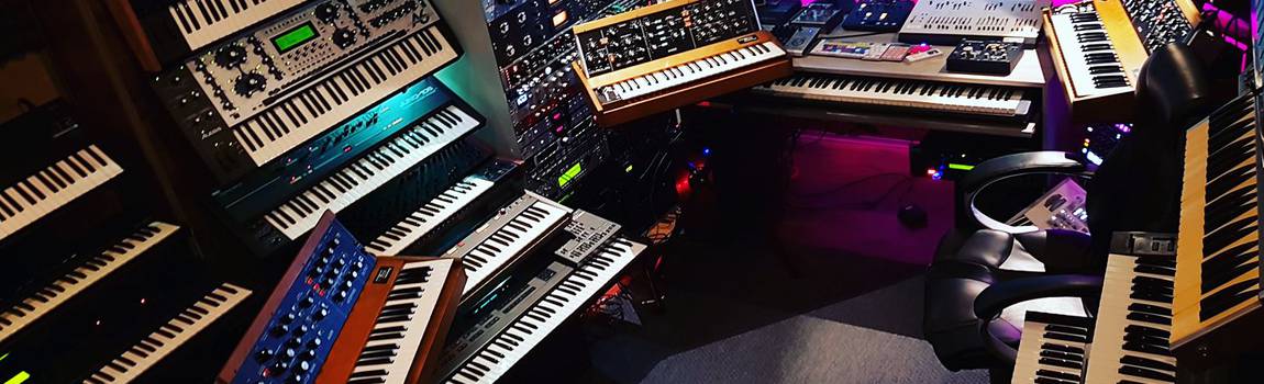 Interview with Adam from Mavooi Studio 'the synthesizer freak'