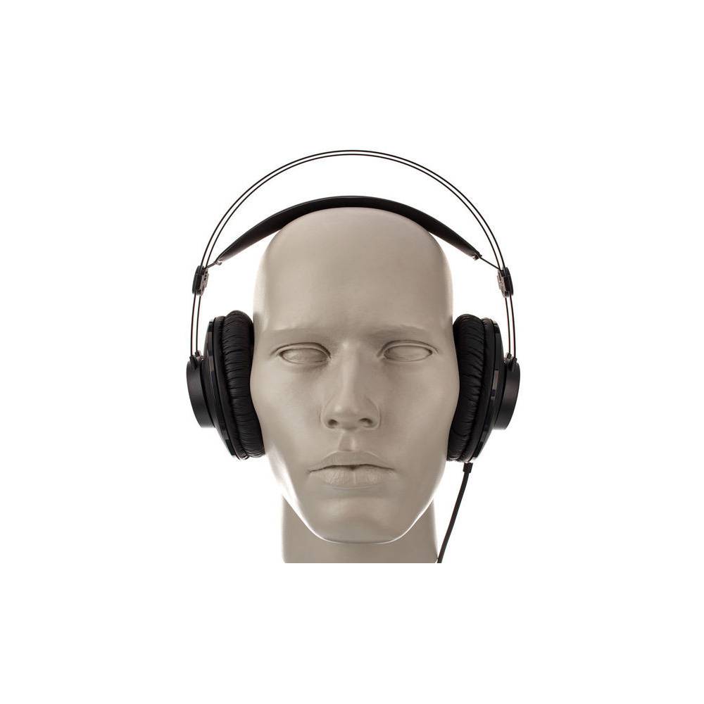 AKG K52 gesloten hoofdtelefoon