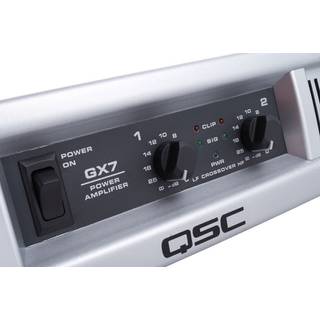 QSC GX7 versterker