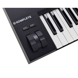 Native Instruments Komplete Kontrol A61 USB/MIDI keyboard