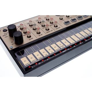 Korg Volca Keys synthesizer
