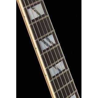 D'Angelico Deluxe Atlantic Limited Edition Matte Walnut elektrische gitaar met koffer
