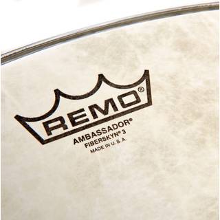 Remo FA-1526-00 Ambassador Fiberskyn 3 Bass Drum 26 inch concert/marching bassdrumvel