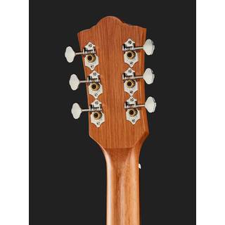 Guild OM-240E Natural Westerly elektrisch-akoestische gitaar