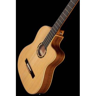 Ortega Family Series RCE125SN naturel met gigbag