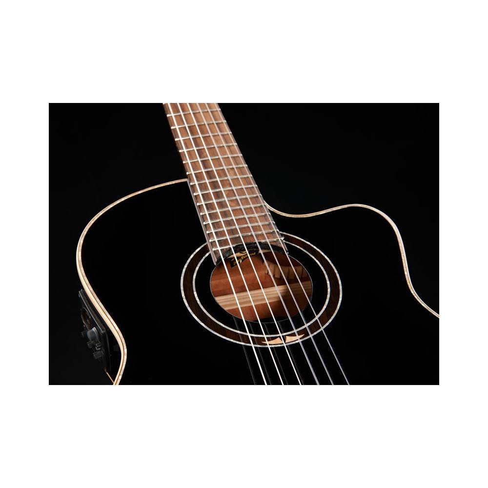 Ortega RCE138-T4BK Performer Series Guitar Black elektrisch-akoestische klassieke gitaar met gigbag