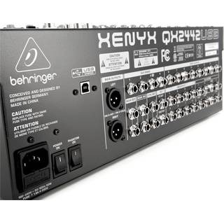Behringer XENYX QX2442USB PA mixer