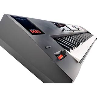 Roland FA-08 Music Workstation