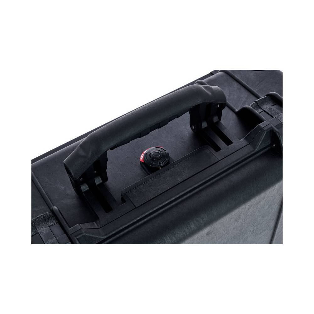 Peli 1510 BKF trolley zwart met schuim 501x279x193 mm