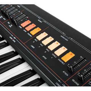 Behringer VC340 vocoder/strings synthesizer