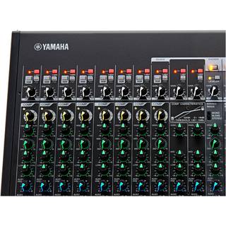 Yamaha MGP16X analoge PA-mixer met DSP