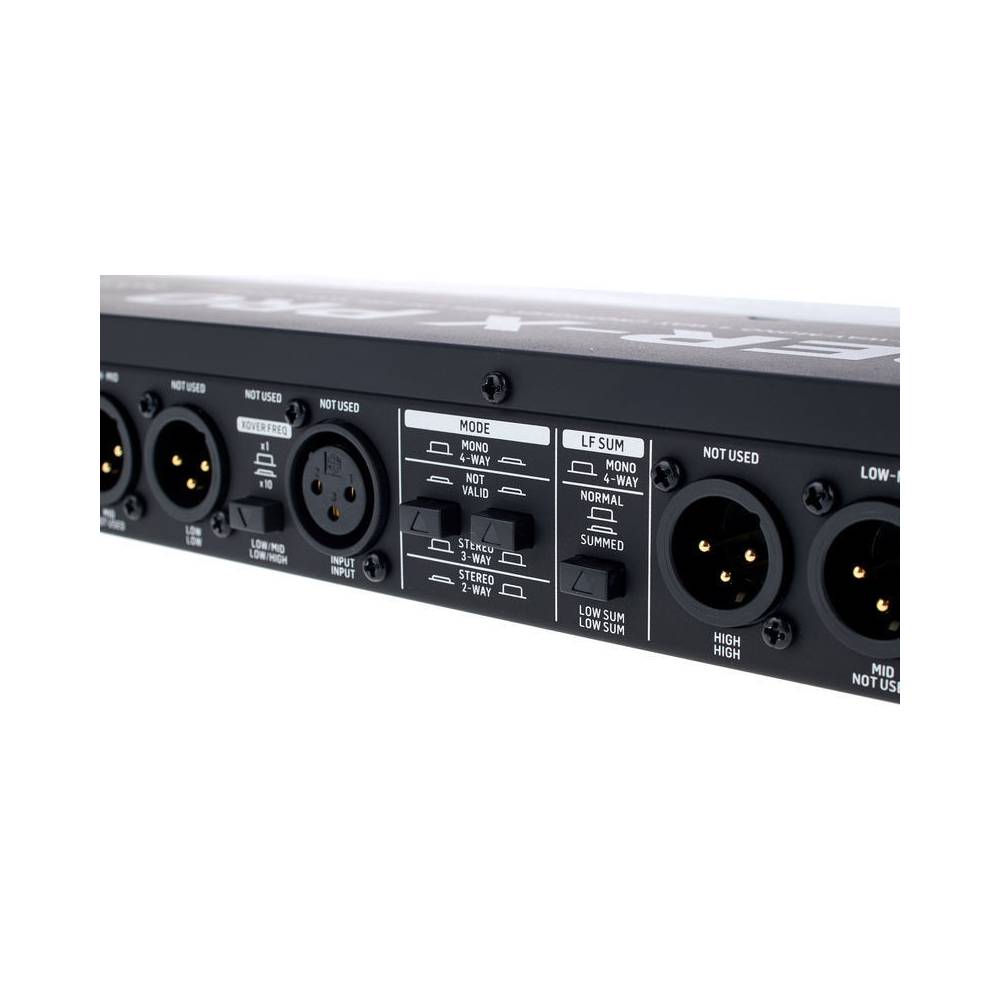 Crossover Multicanal Behringer Super-X Pro CX3400 V2 Con