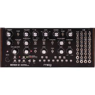 Moog Mother-32 semi-modulaire analoge synthesizer Eurorack