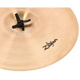 Zildjian 18 Classic Orchestral Selection Medium Heavy Pair