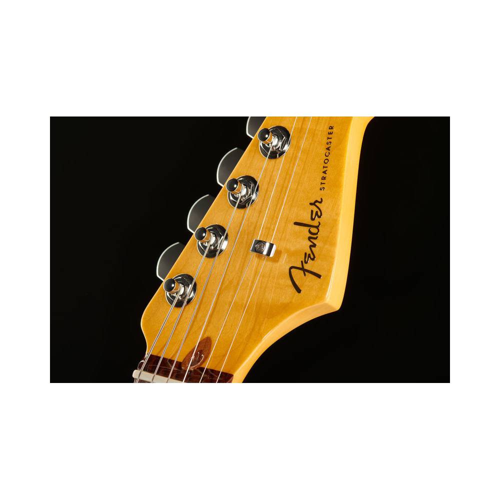 Fender American Ultra Stratocaster HSS Cobra Blue RW met koffer