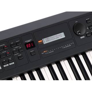 Yamaha MX61-II Black