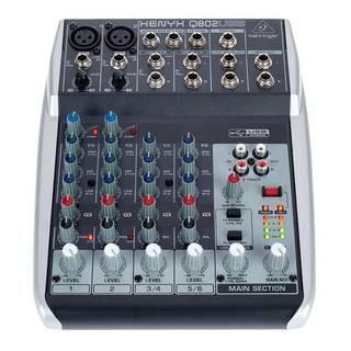 Behringer XENYX Q802USB PA mixer
