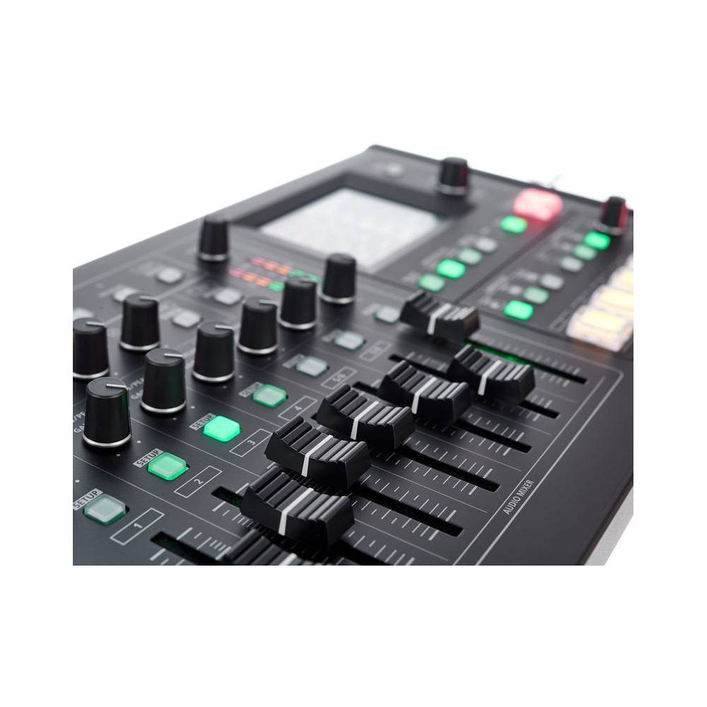 Roland VR-4HD audio/video-mixer