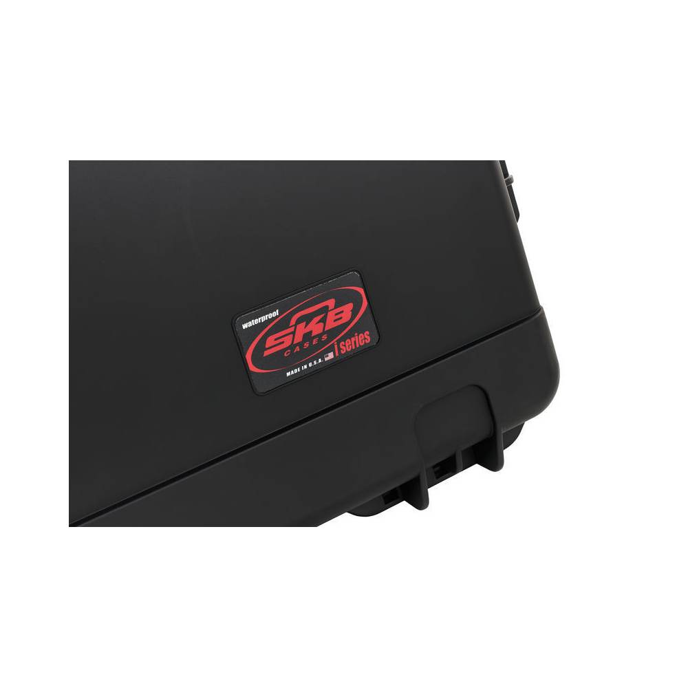 SKB iSeries 4217-18 waterdichte flightcase akoest. gitaar