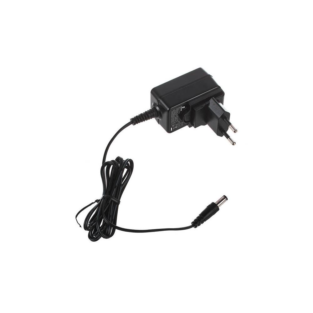 Behringer MonoPoly synthesizer