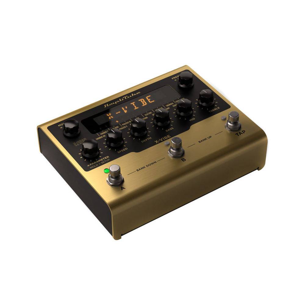 IK Multimedia X-Vibe effectpedaal met audio-interface