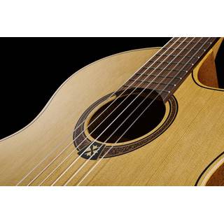 LAG Guitars Occitania 170 OC170CE elektrisch-akoestische klassieke gitaar