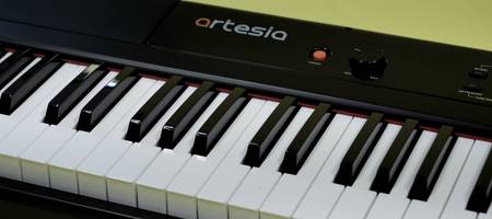 Review: Artesia Performer Black | 88 aanslaggevoelige full-size toetsen