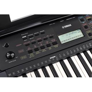 Yamaha PSR-E273 keyboard 61 toetsen