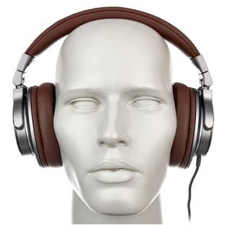 Behringer BH 470 studio hoofdtelefoon