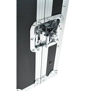 Native Instruments Traktor Kontrol S4 MK3 Flightcase