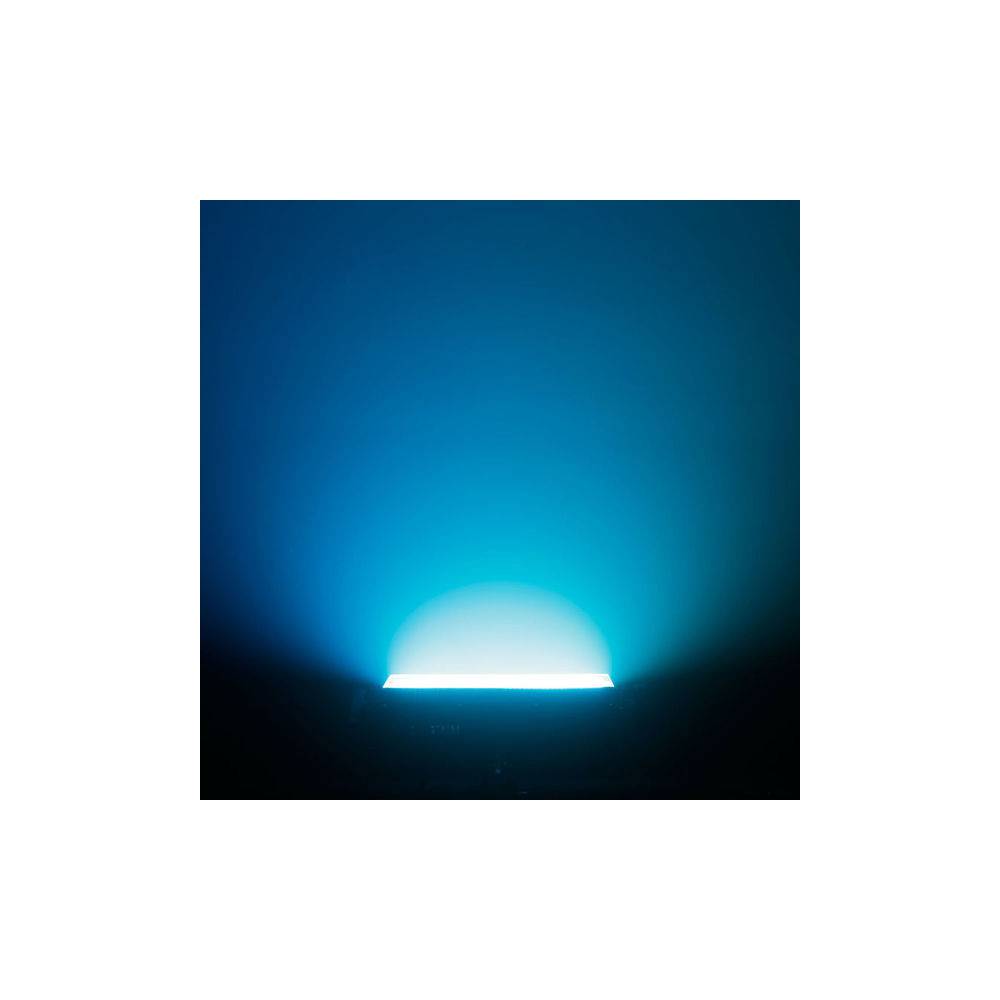 Cameo Thunder Wash 100RGB LED stroboscoop RGB