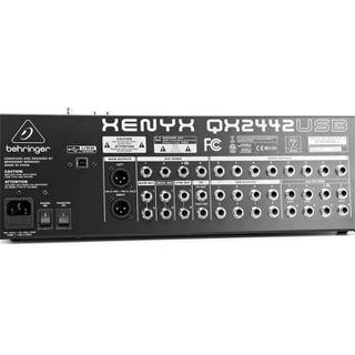 Behringer XENYX QX2442USB PA mixer
