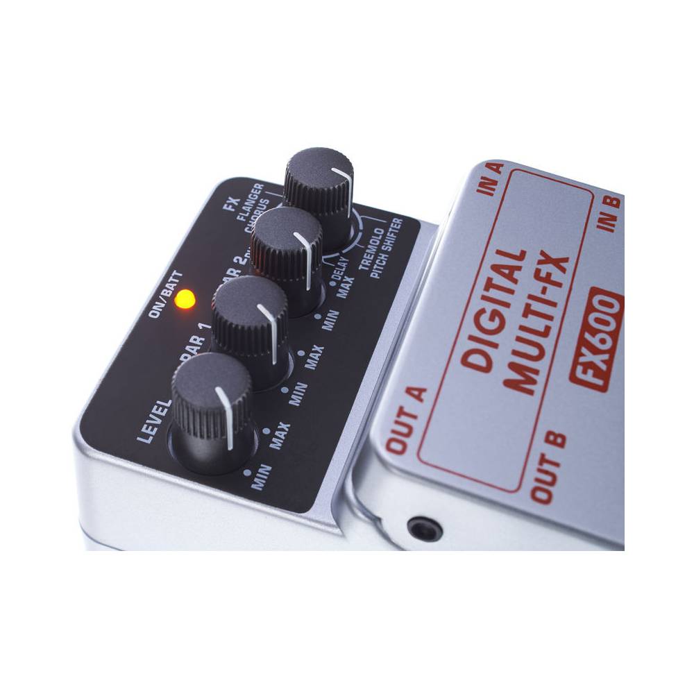 Behringer FX600 multi-effect pedaal