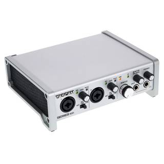 Tascam Series 102i USB audio/MIDI interface met DSP mixer