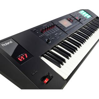 Roland FA-07 Music Workstation synthesizer