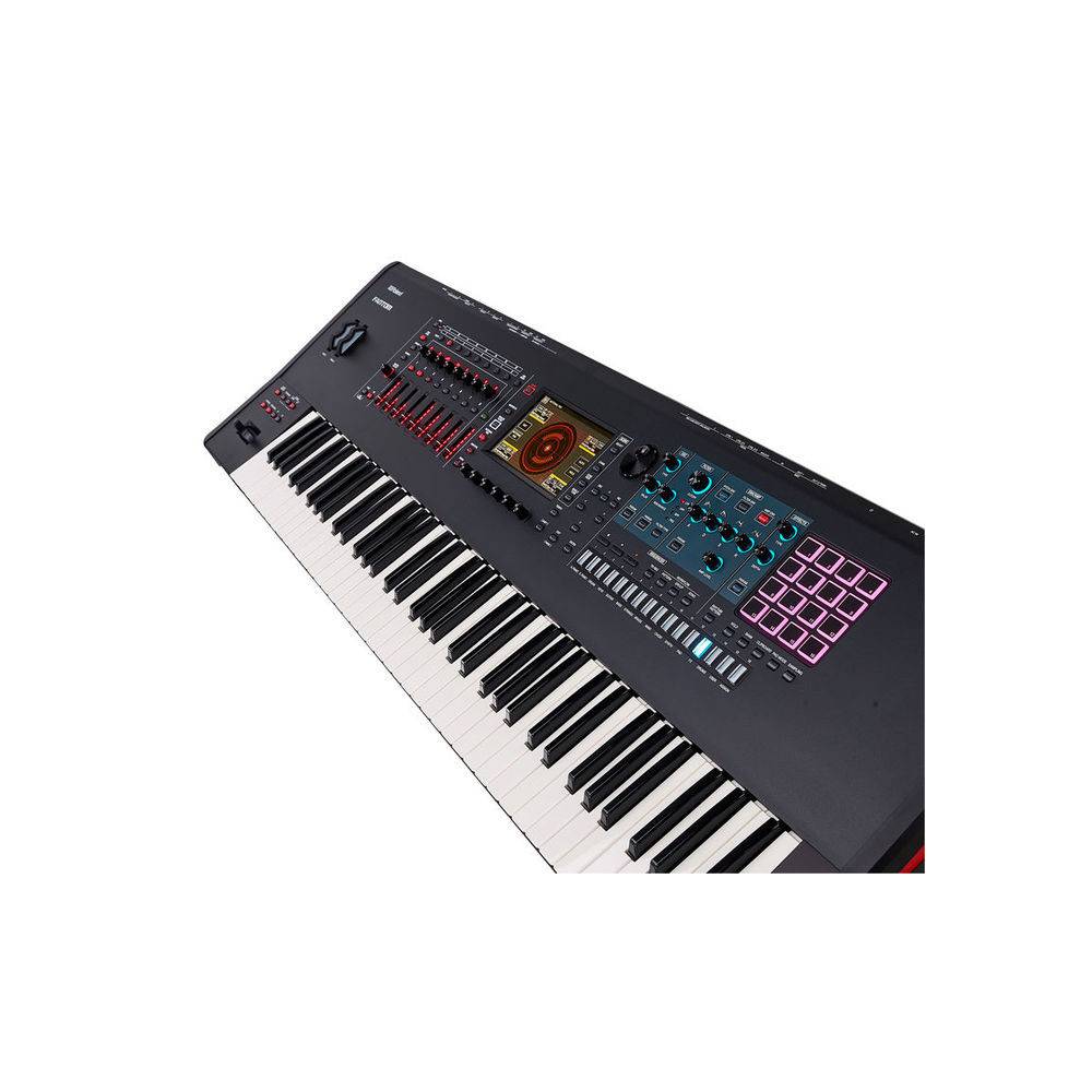 Roland Fantom-7 synthesizer 76 toetsen