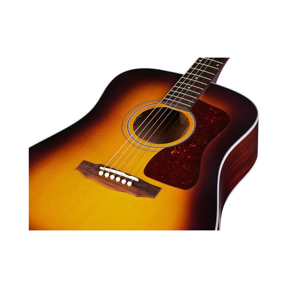 Guild D-40E Antique Burst elektrisch-akoestische westerngitaar met koffer