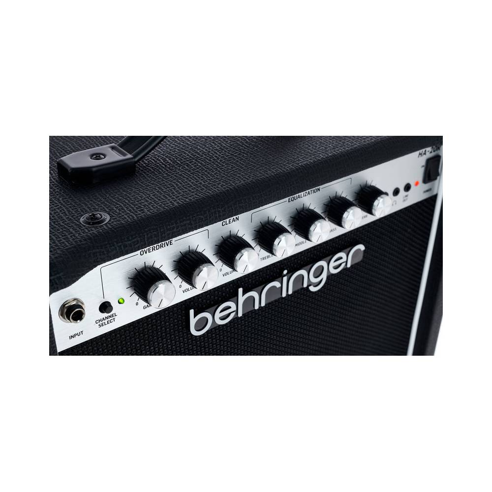 Behringer HA-20R gitaarversterker combo met reverb (1x8 inch, 20 watt)