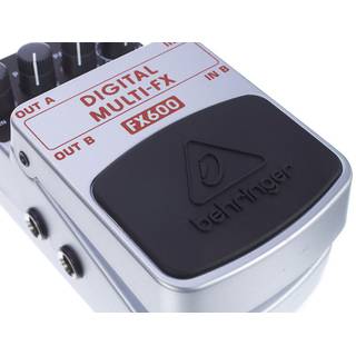 Behringer FX600 multi-effect pedaal