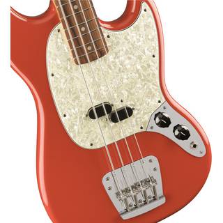 Fender Vintera 60s Mustang Bass Fiesta Red PF met gigbag