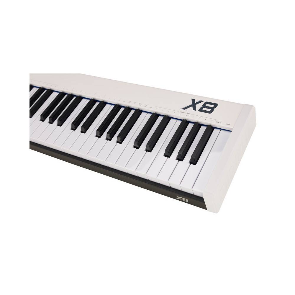 Midiplus X8 II USB/MIDI keyboard