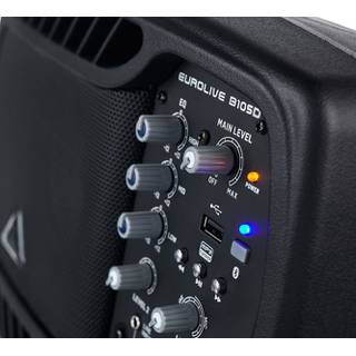 Behringer B105D actieve monitor met mediaspeler