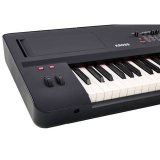 Korg KROSS 2 88 Matte Black synthesizer workstation