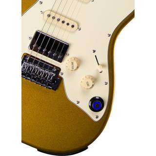 Mooer GTRS Guitars Standard 800 Gold Intelligent Guitar met gigbag