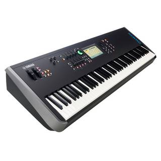 Yamaha MODX7 synthesizer met 76 toetsen