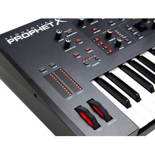 Sequential Prophet X hybride synthesizer