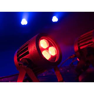 Eurolite LED IP Par 3x8W QCL IP65 spot