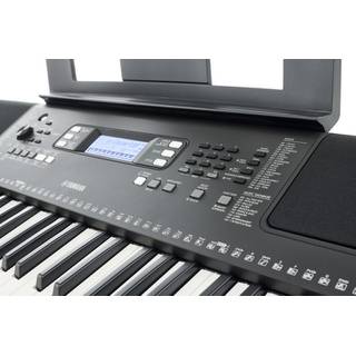 Yamaha PSR-E373 keyboard 61 toetsen