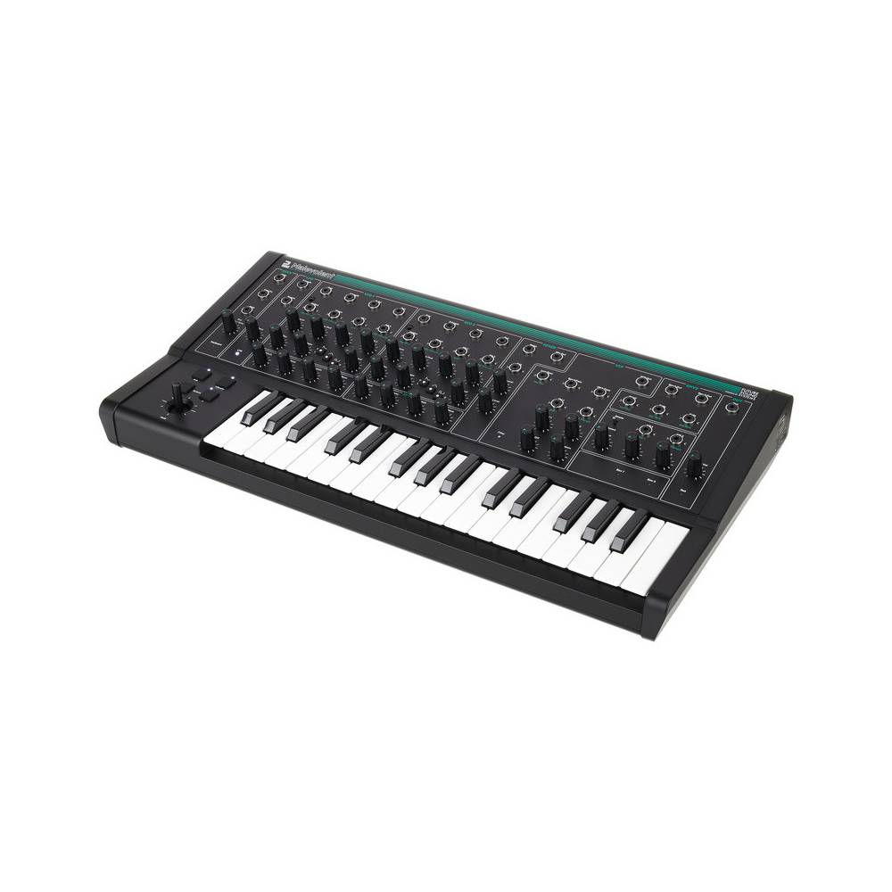 PWM Malevolent analoge synthesizer