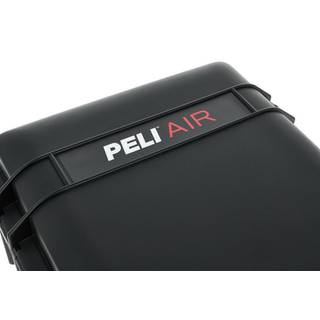 Peli 1525 Air Case 521 x 287 x 171 mm met schuim